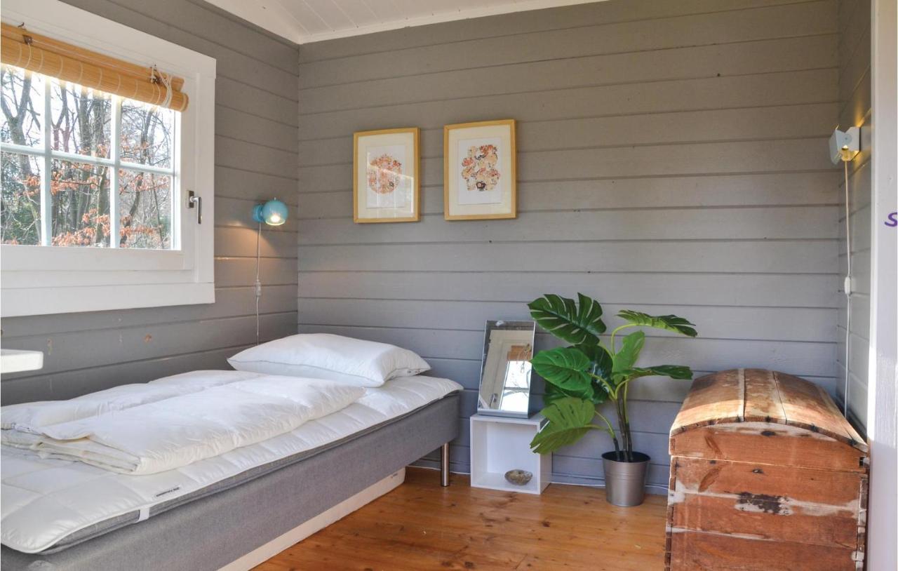 Two-Bedroom Holiday Home In Hornbak Hornbæk Eksteriør billede